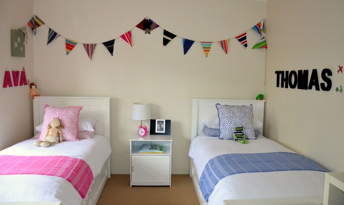 How to decorate a shared bedroom