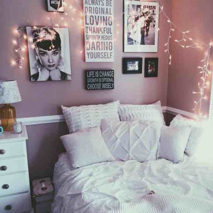 How to decorate teenage bedroom