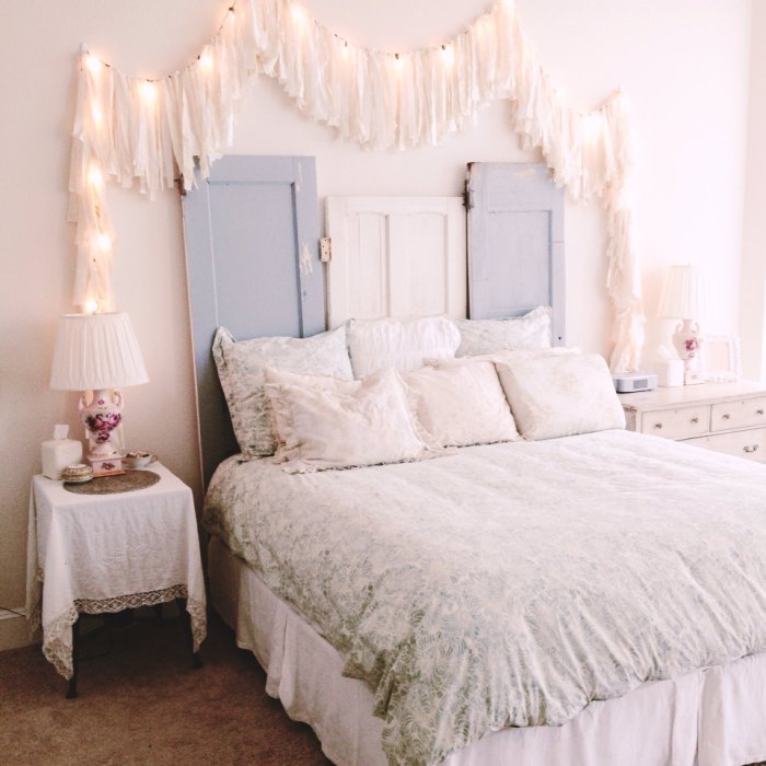 How to decorate bedroom with string lights