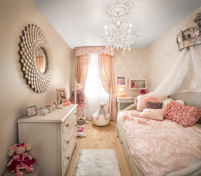 How to decorate girly bedroom